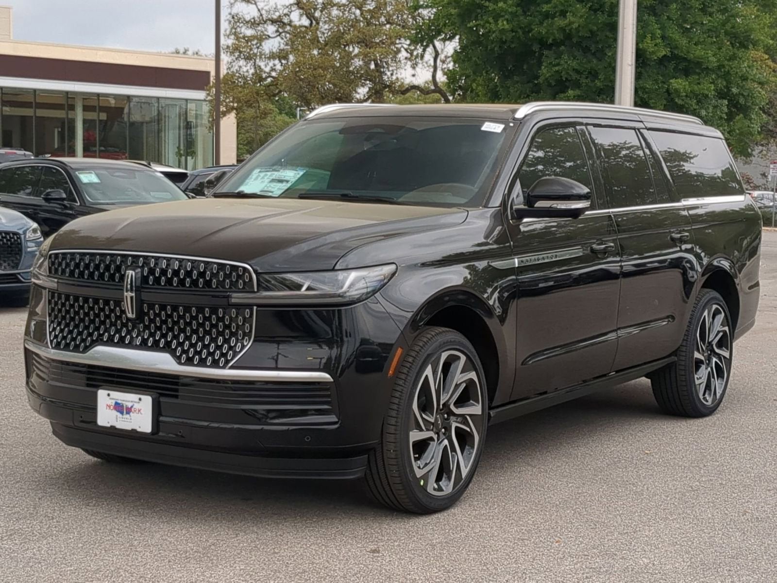 2026 Lincoln Navigator L *Custom Wrap Reserve