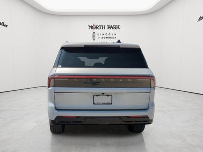 2026 Lincoln Navigator L Reserve
