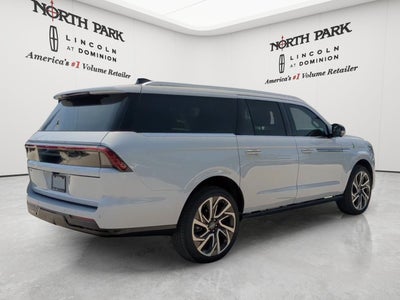 2026 Lincoln Navigator L Reserve