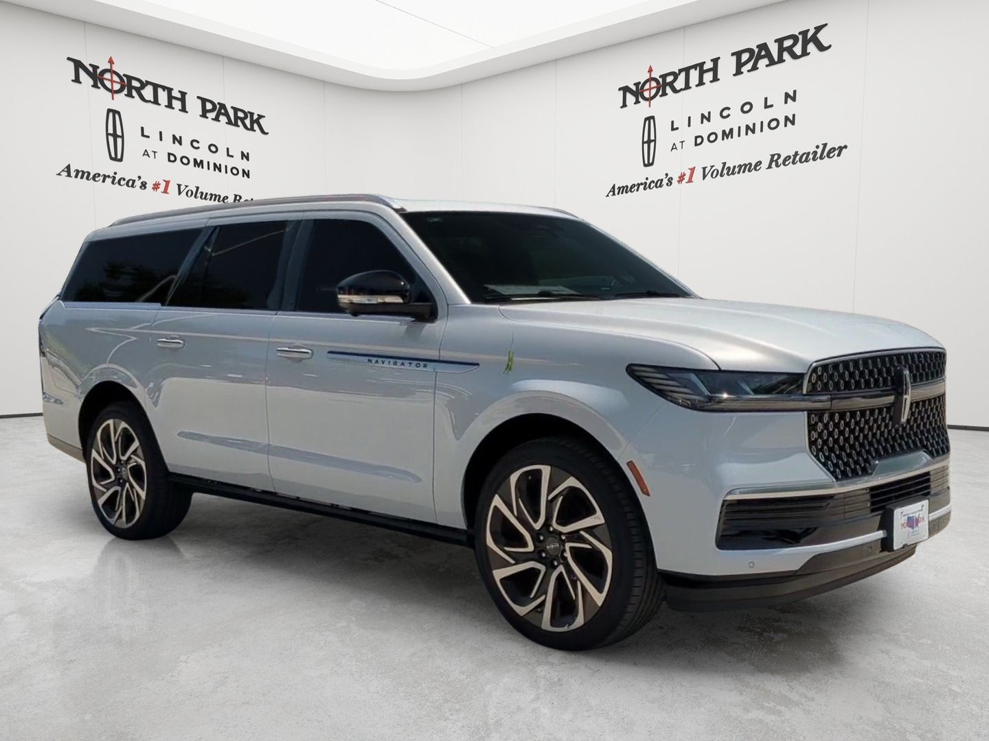 2026 Lincoln Navigator L Reserve
