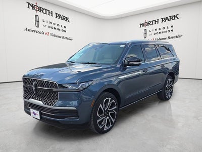 2027 Lincoln Navigator L Reserve