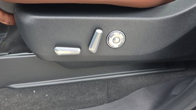 2027 Lincoln Navigator L Reserve