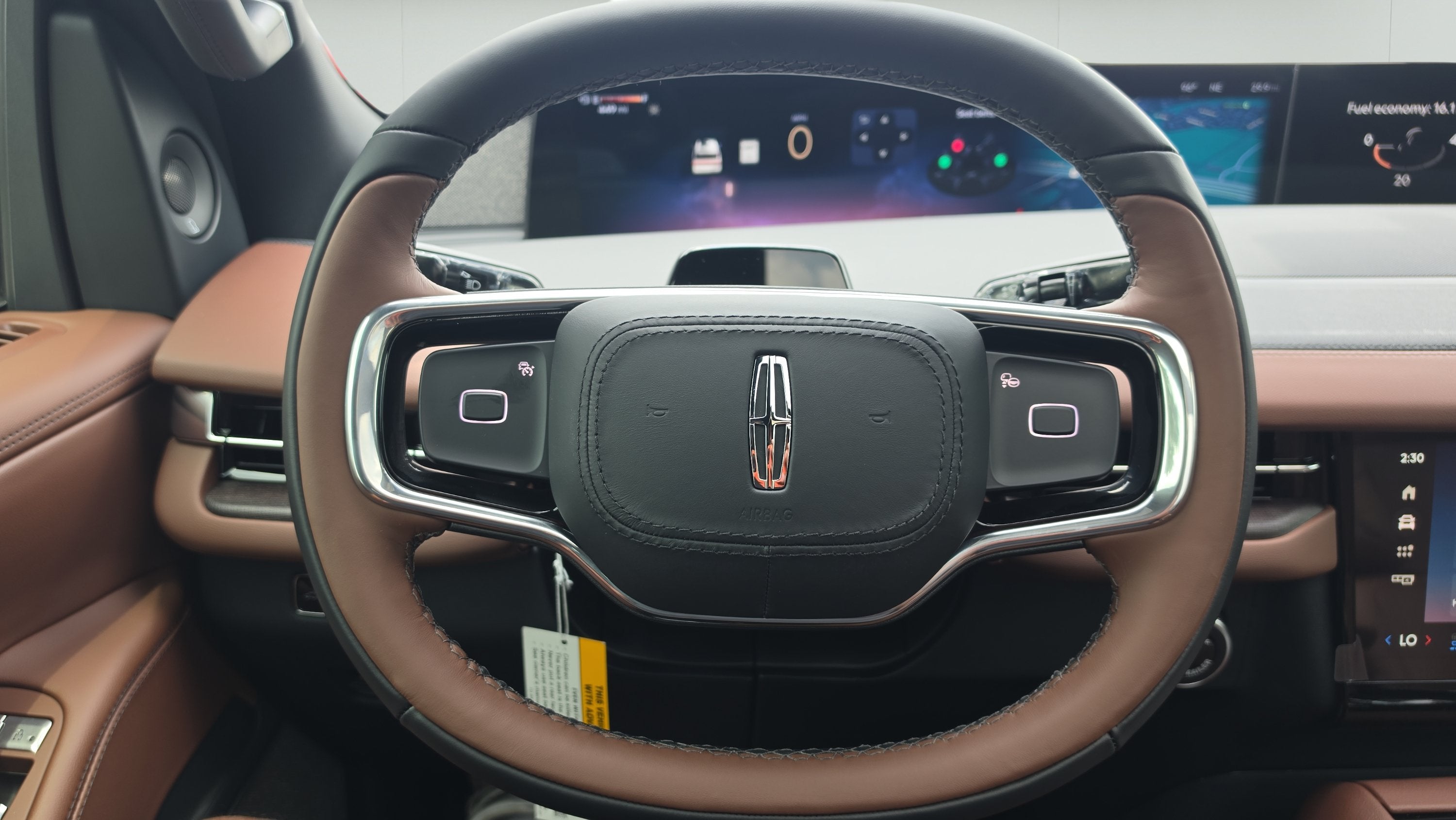 2027 Lincoln Navigator L Reserve