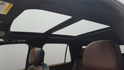 2027 Lincoln Navigator L Reserve