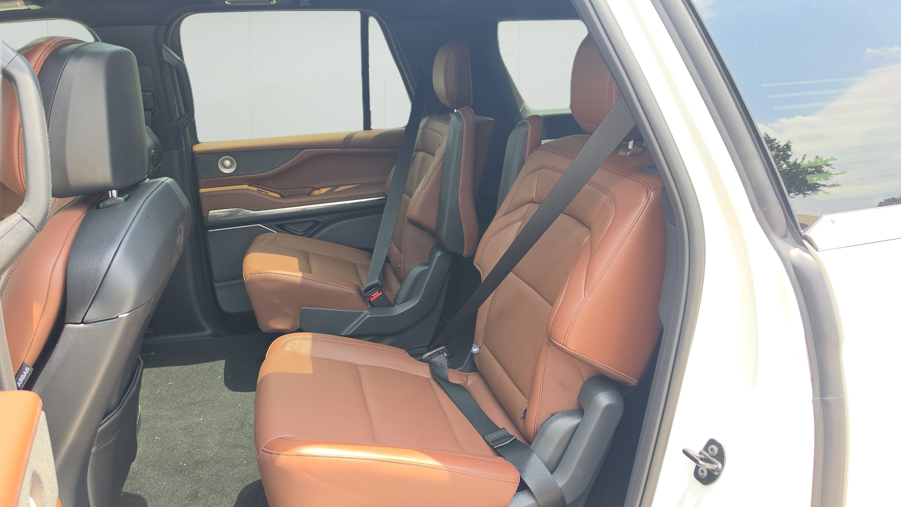 2027 Lincoln Navigator L Reserve