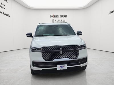 2027 Lincoln Navigator L Reserve