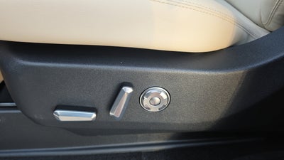 2027 Lincoln Navigator L Reserve
