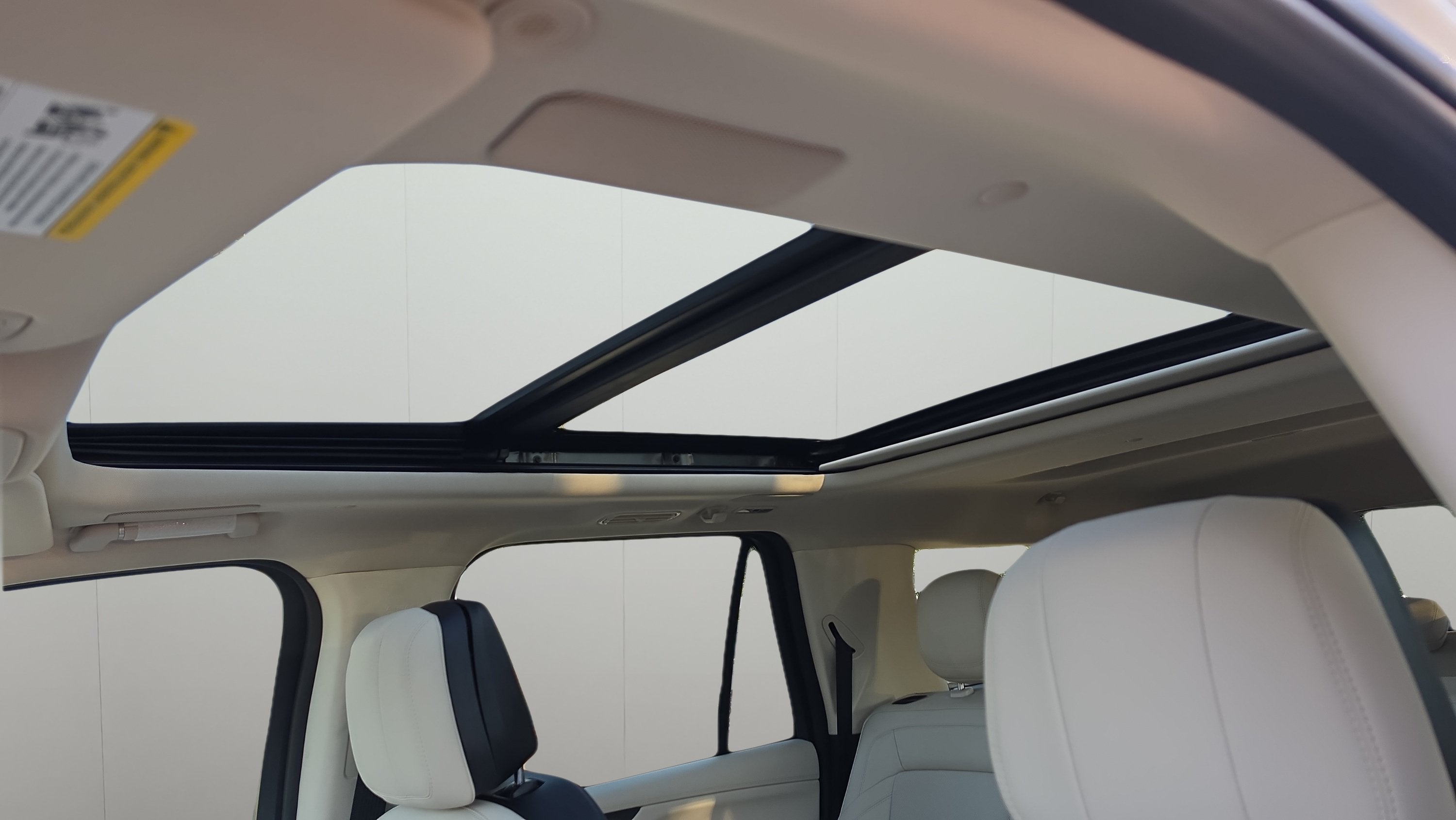 2027 Lincoln Navigator L Reserve