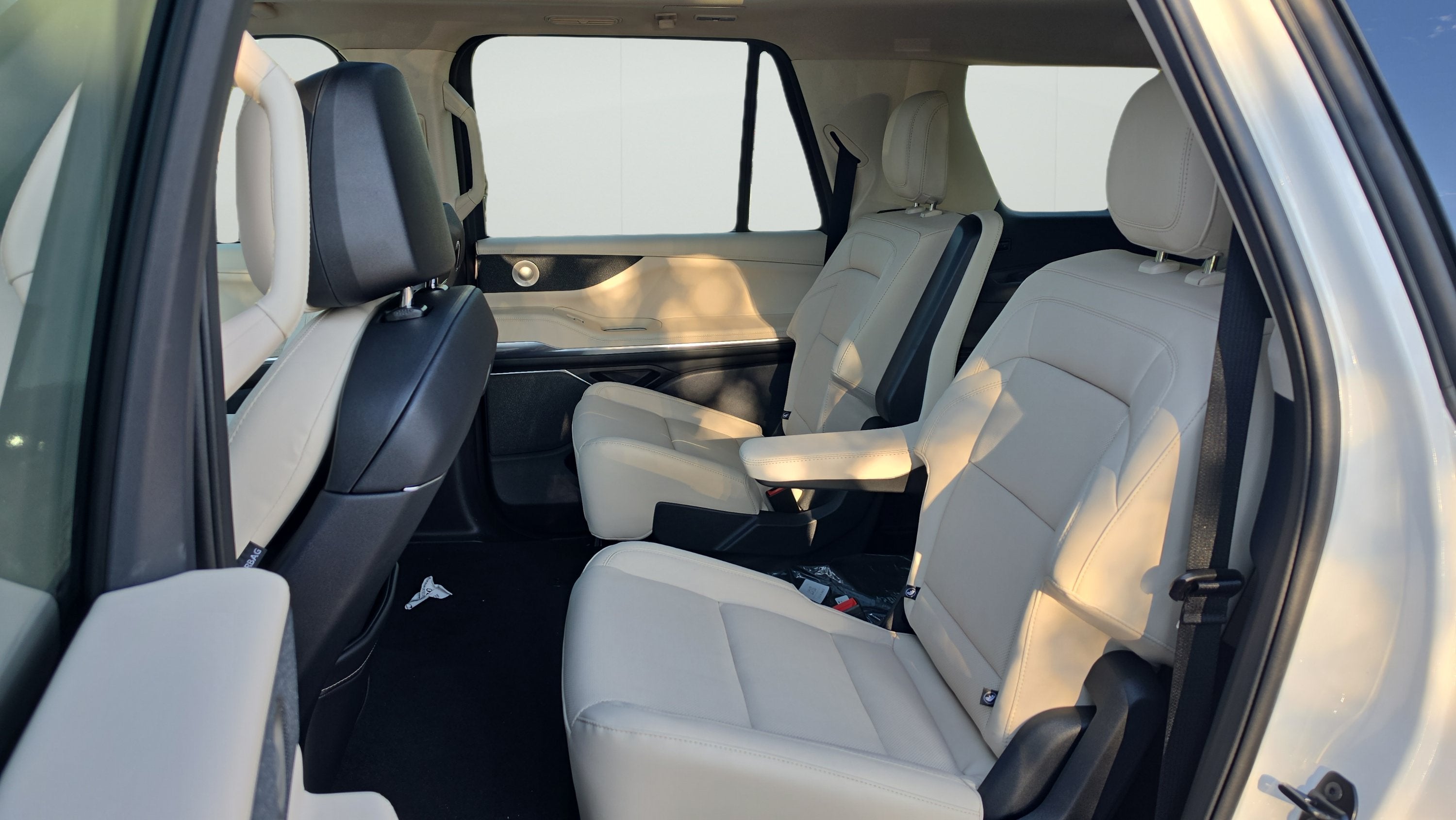 2027 Lincoln Navigator L Reserve