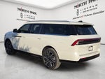 2027 Lincoln Navigator L Reserve