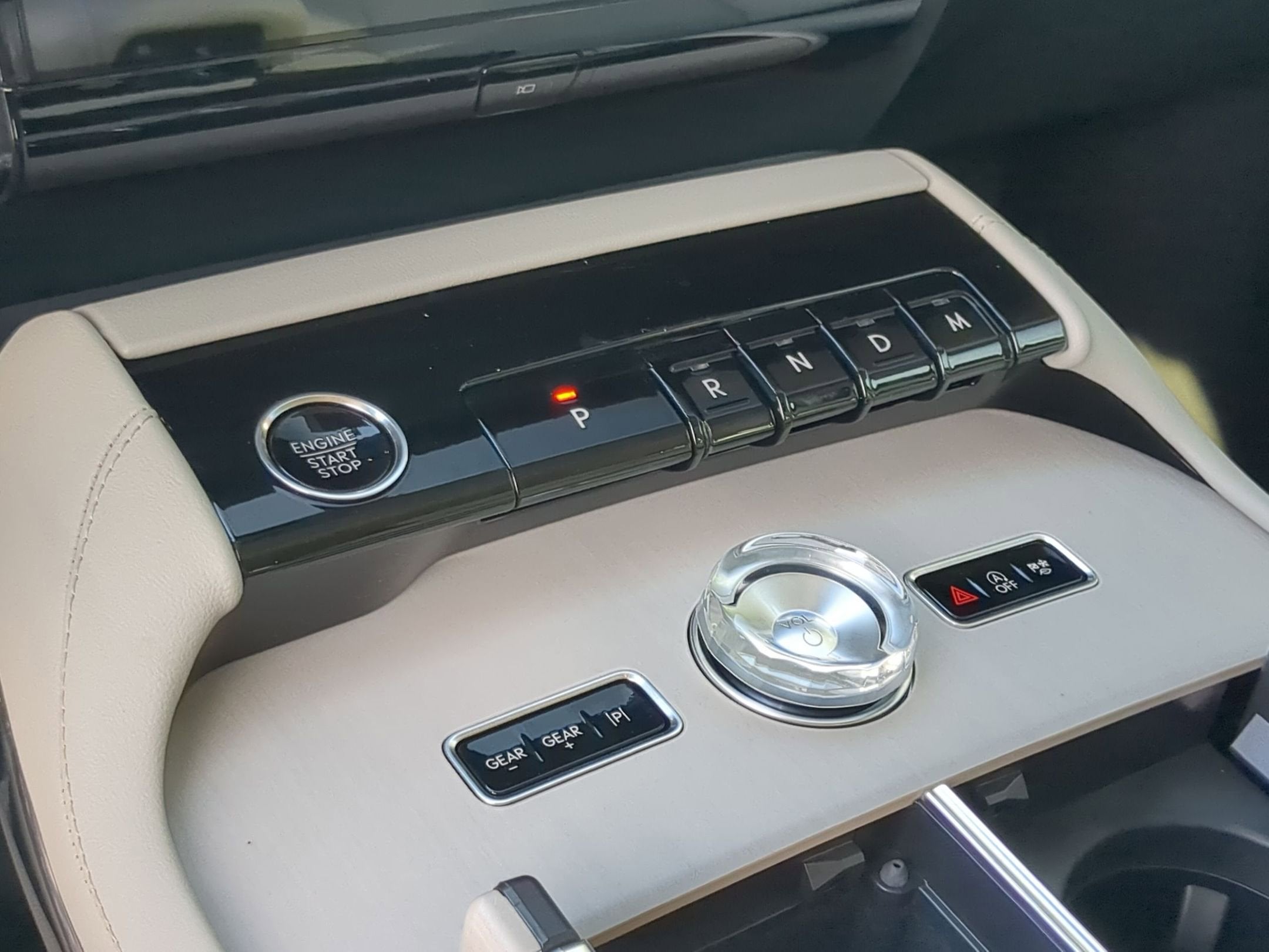 2026 Lincoln Navigator L Premiere