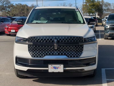 2026 Lincoln Navigator L Premiere