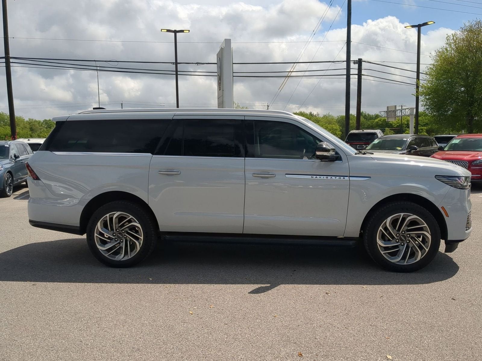 2026 Lincoln Navigator L Premiere
