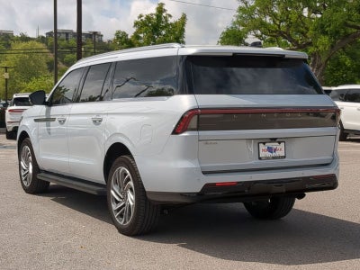 2026 Lincoln Navigator L Premiere