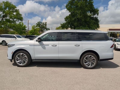 2026 Lincoln Navigator L Premiere