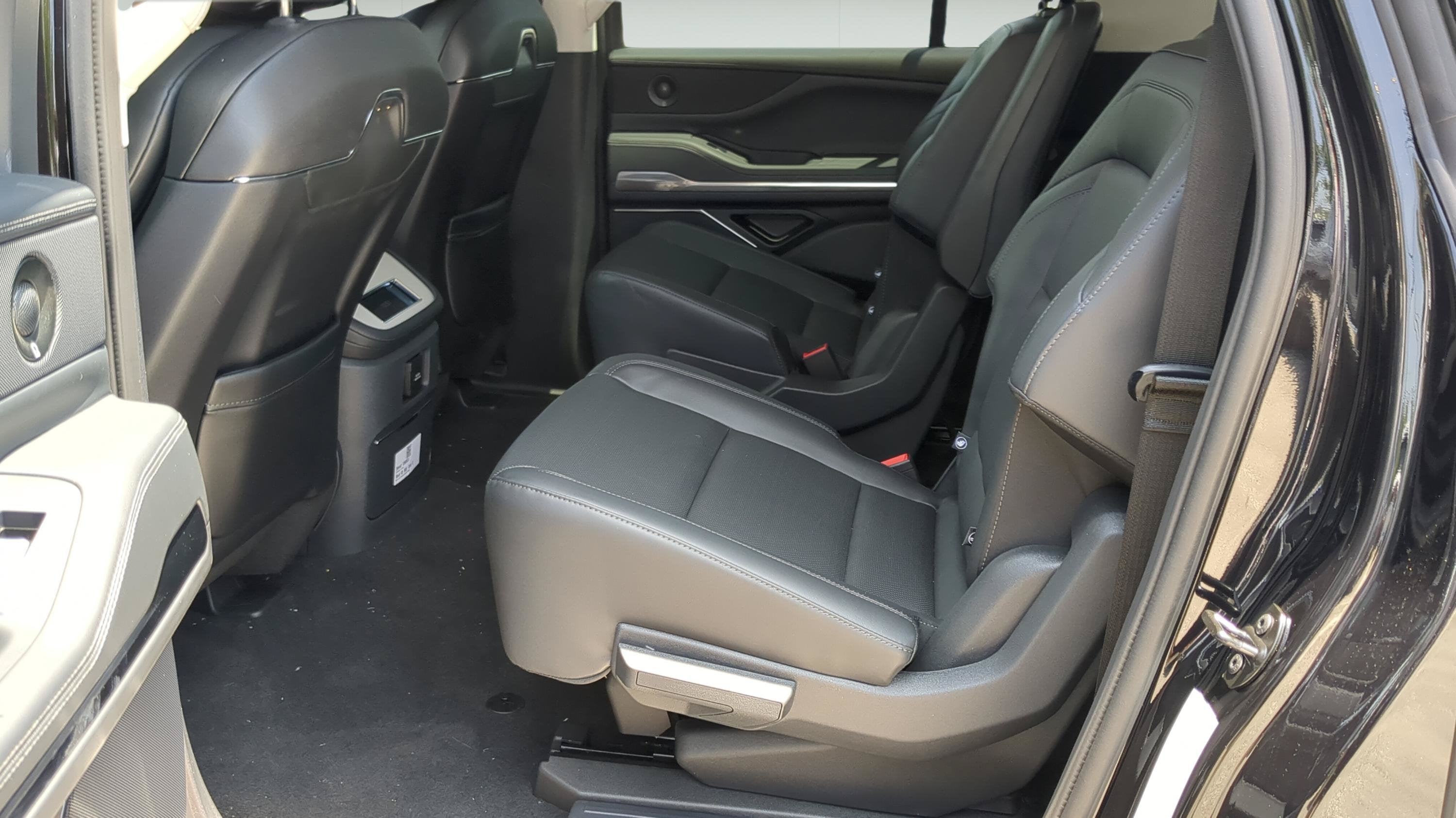 2026 Lincoln Navigator L Premiere