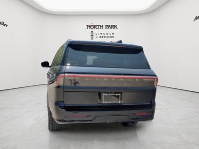 2026 Lincoln Navigator L Premiere