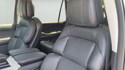 2026 Lincoln Navigator L Premiere