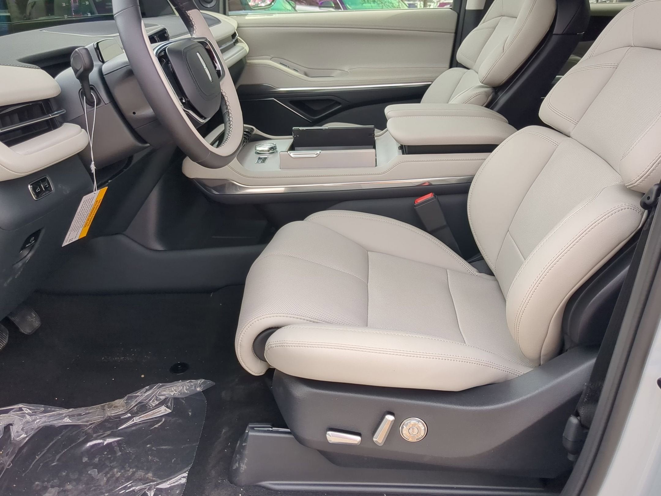 2026 Lincoln Navigator L Premiere