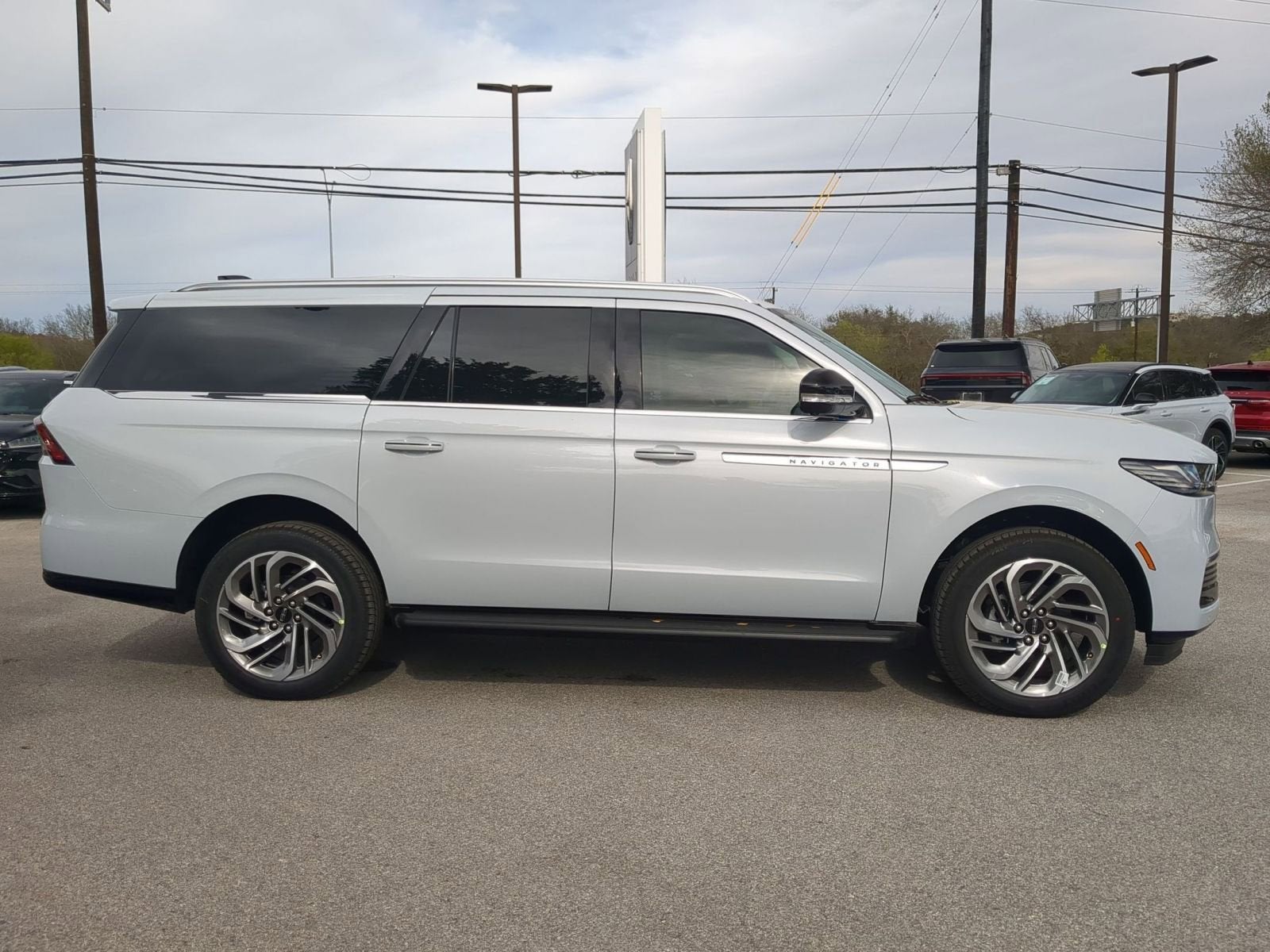 2026 Lincoln Navigator L Premiere