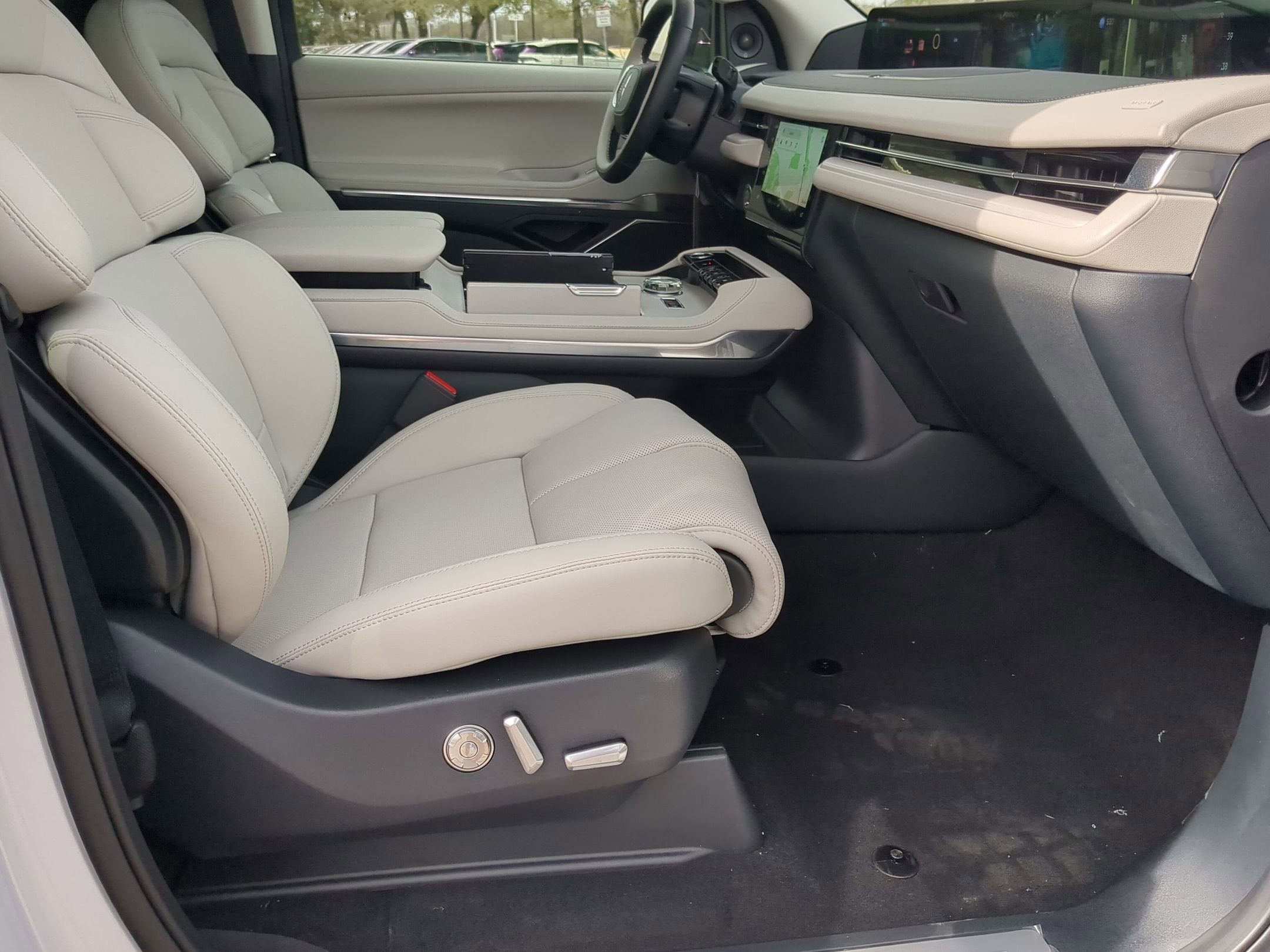 2026 Lincoln Navigator L Premiere