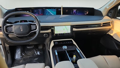 2027 Lincoln Navigator L Premiere
