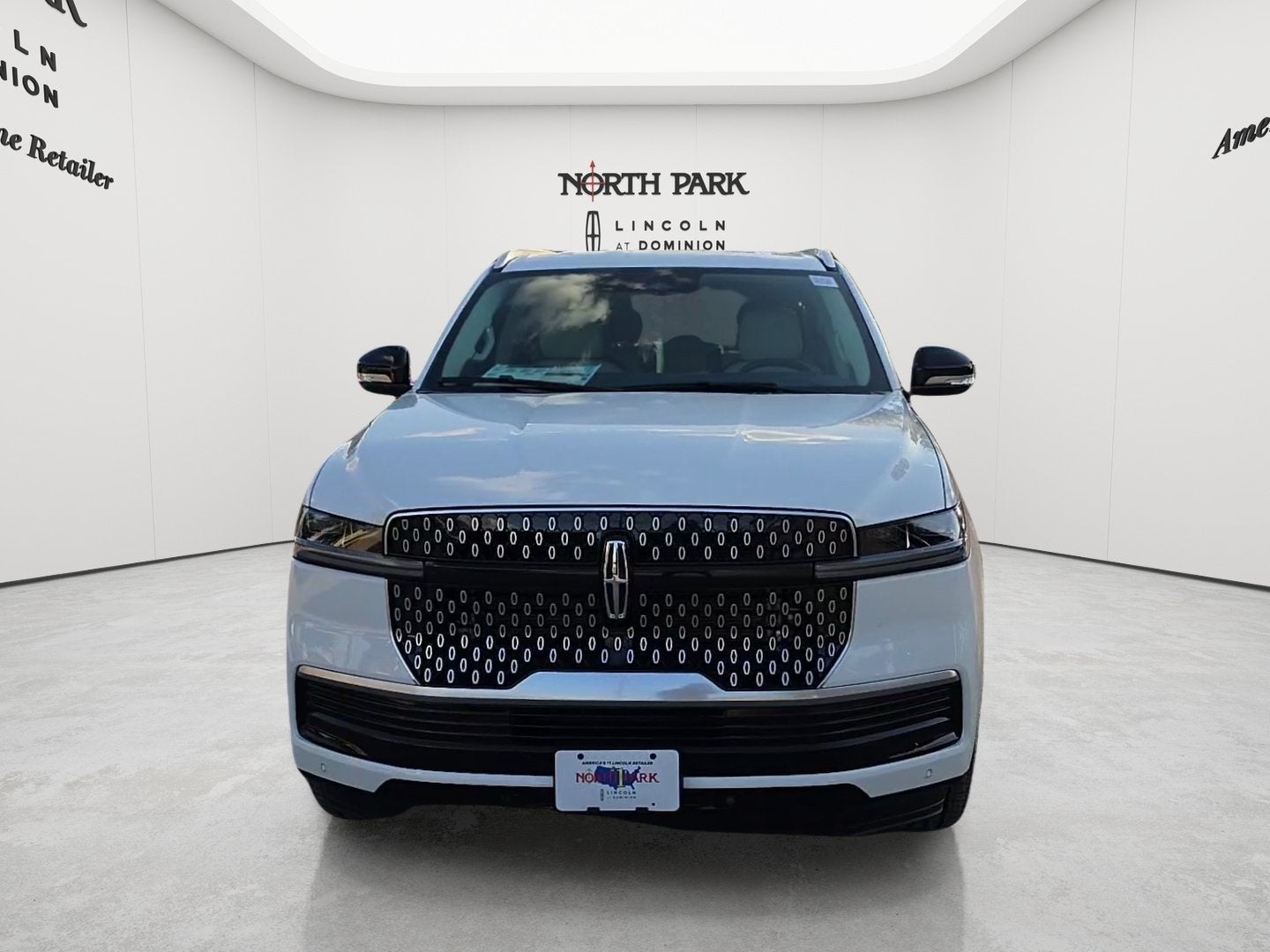 2027 Lincoln Navigator L Premiere