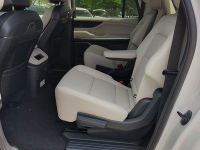 2026 Lincoln Navigator L Premiere