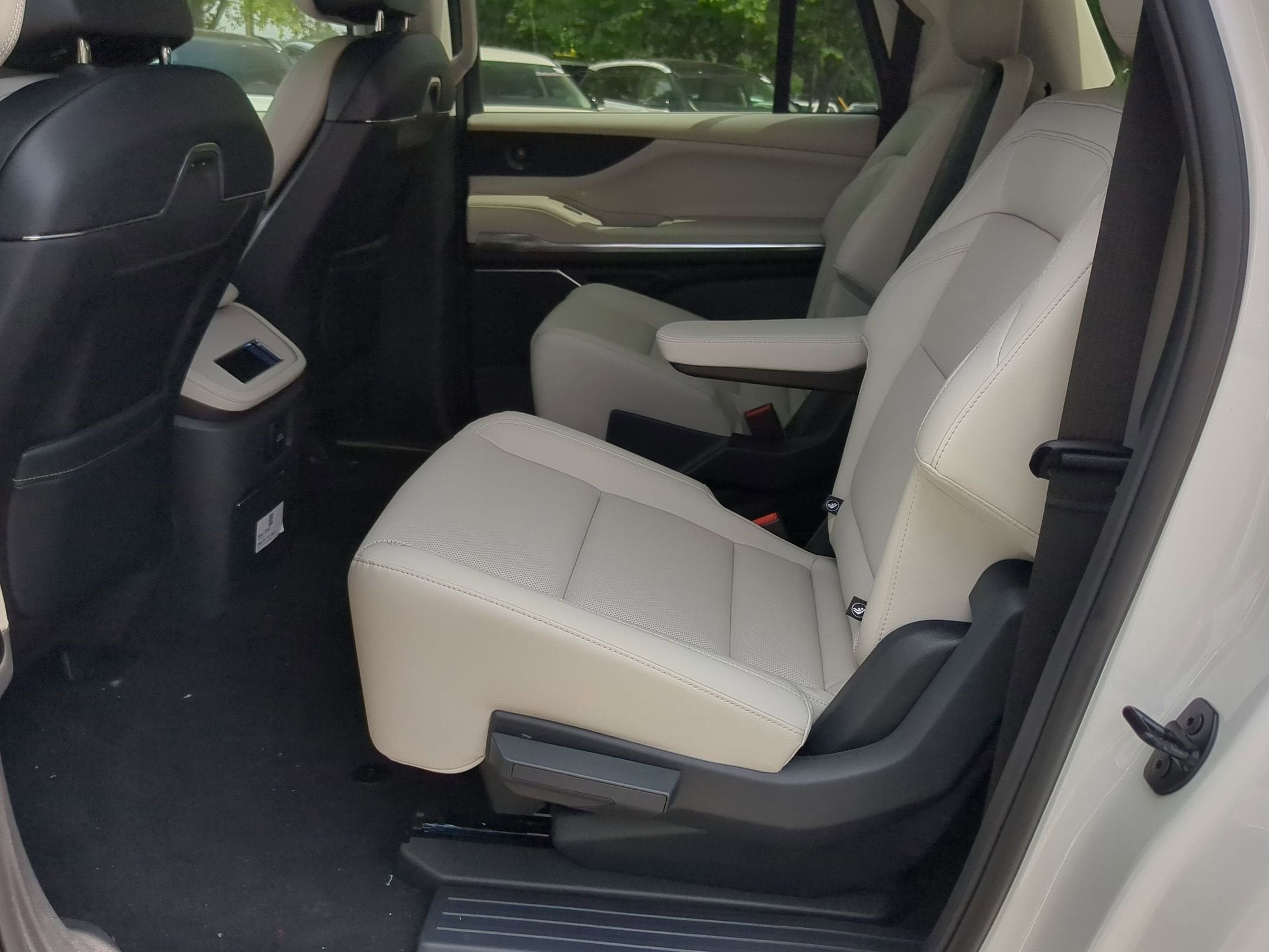 2026 Lincoln Navigator L Premiere