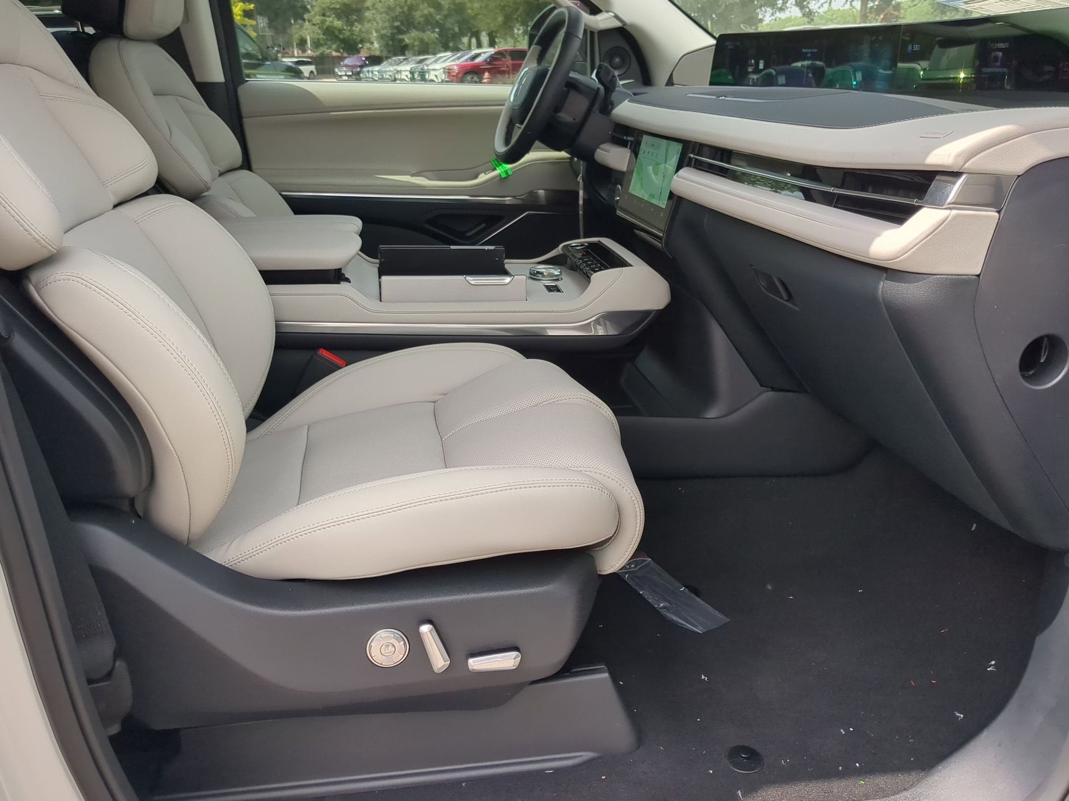 2026 Lincoln Navigator L Premiere