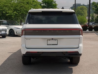 2026 Lincoln Navigator L Premiere
