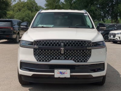 2026 Lincoln Navigator L Premiere