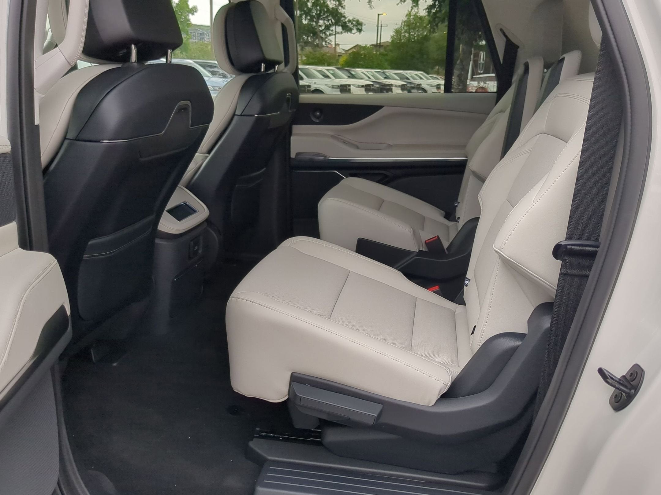 2026 Lincoln Navigator L Premiere