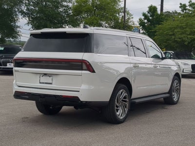 2026 Lincoln Navigator L Premiere