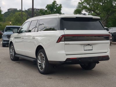 2026 Lincoln Navigator L Premiere