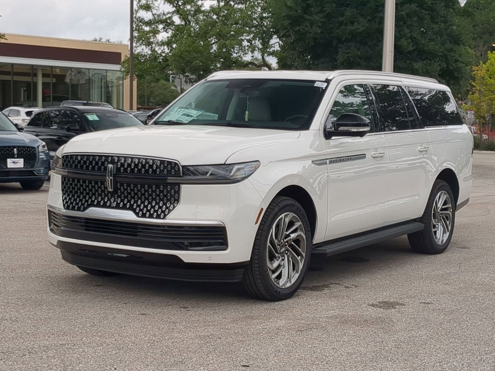 2026 Lincoln Navigator L Premiere