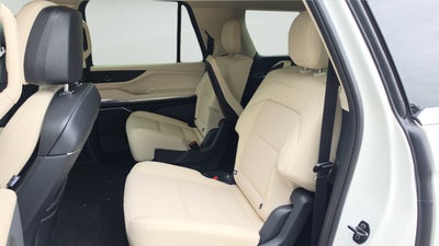 2027 Lincoln Navigator L Premiere