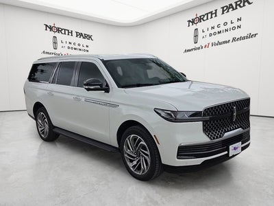 2027 Lincoln Navigator L Premiere
