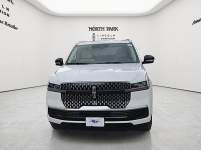 2027 Lincoln Navigator L Premiere