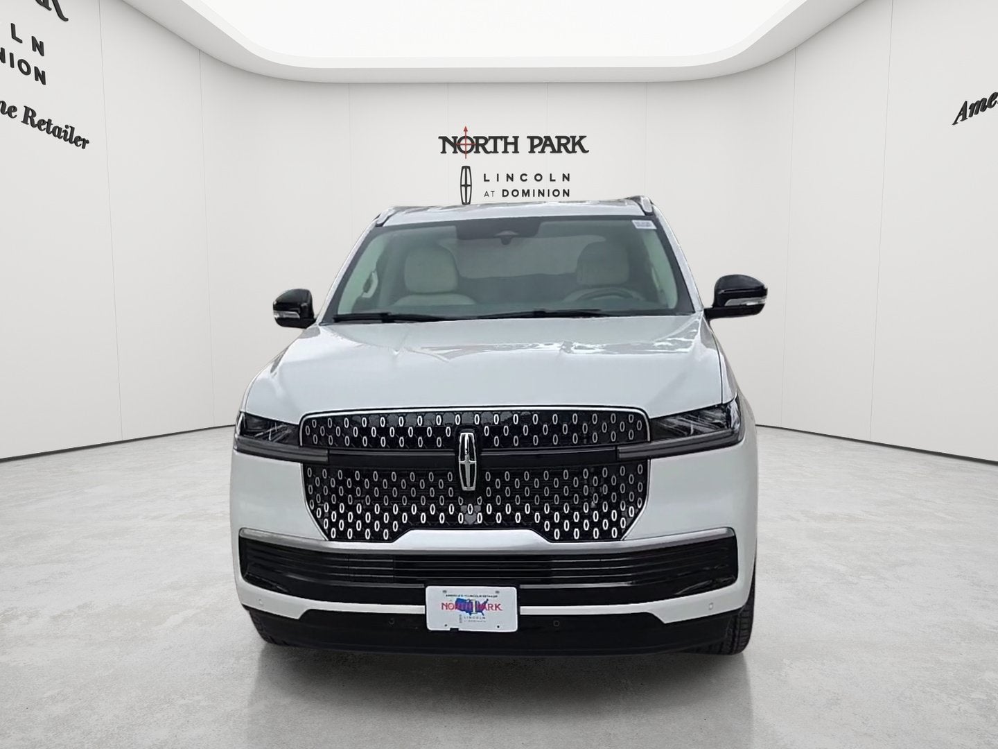 2027 Lincoln Navigator L Premiere