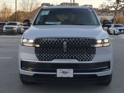 2026 Lincoln Navigator L Premiere