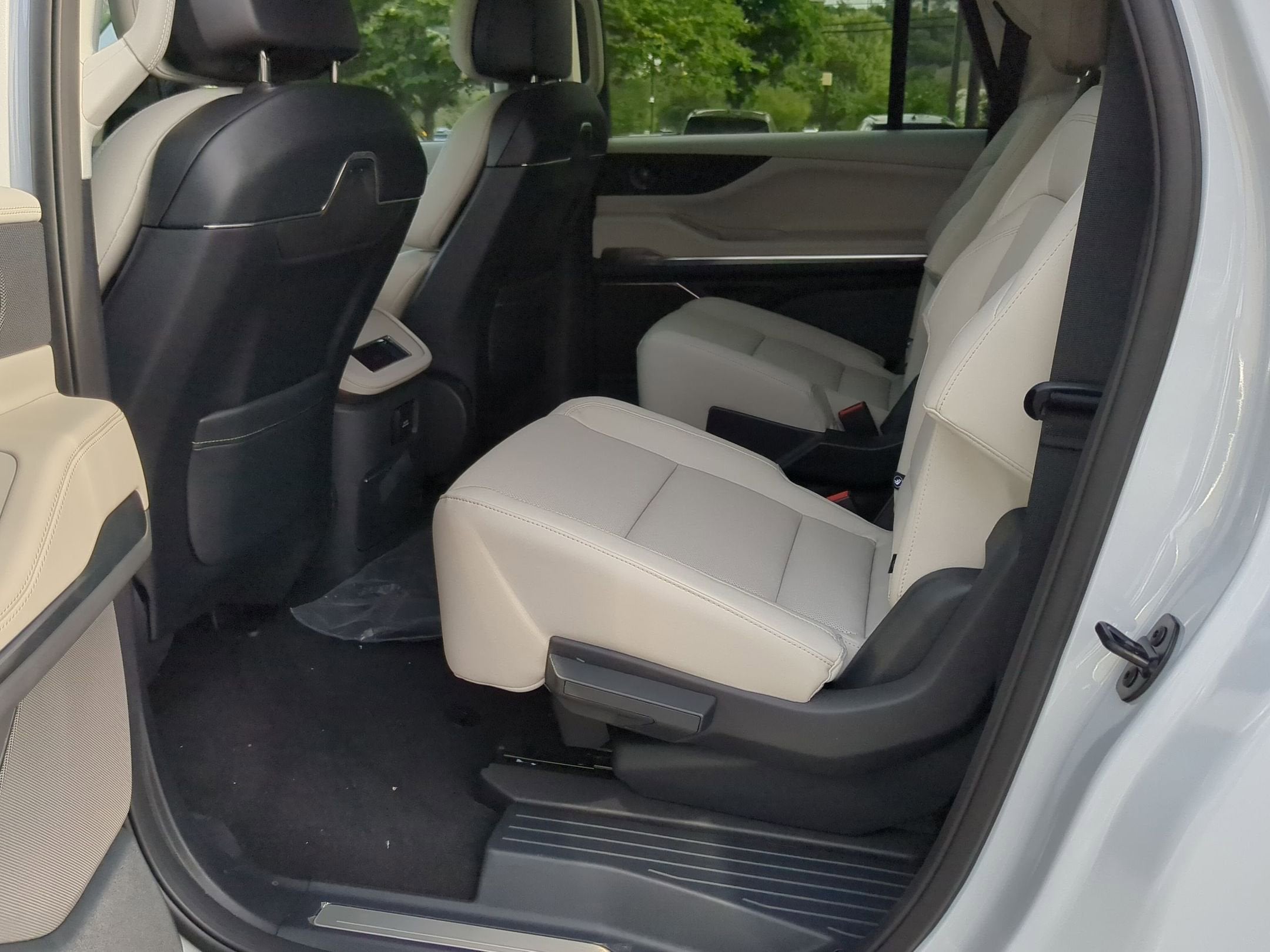 2026 Lincoln Navigator L Premiere