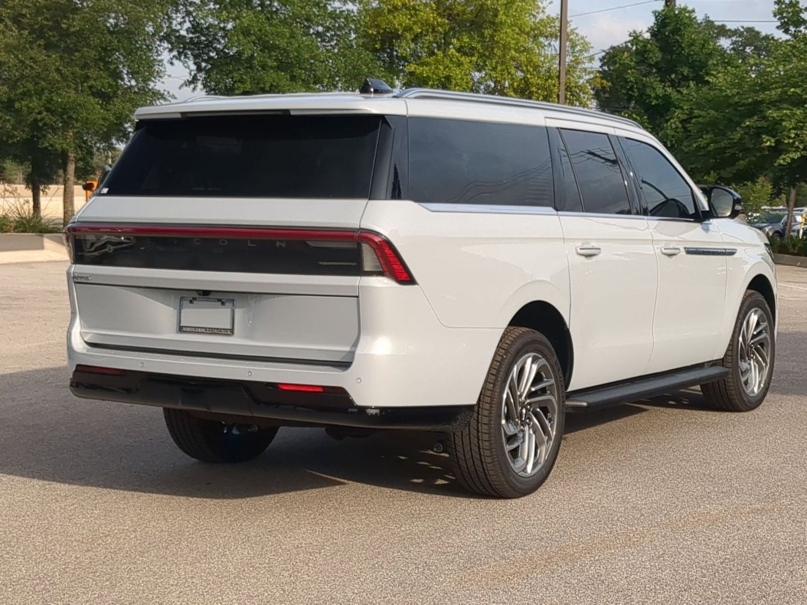 2026 Lincoln Navigator L Premiere