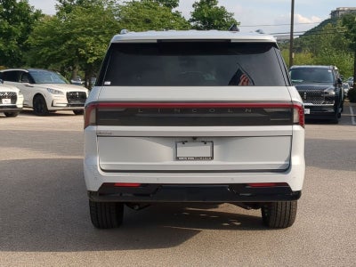 2026 Lincoln Navigator L Premiere
