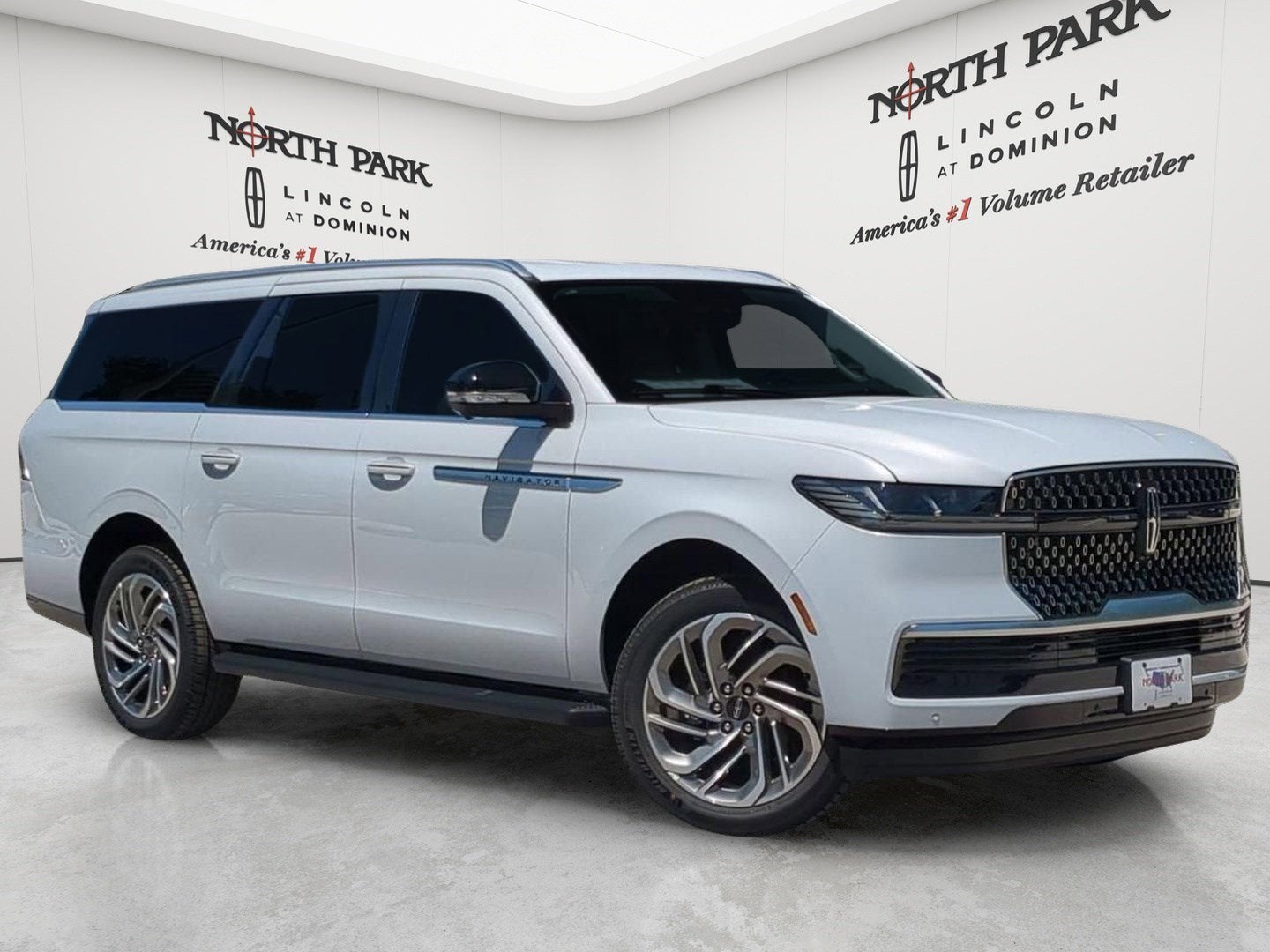 2026 Lincoln Navigator L Premiere
