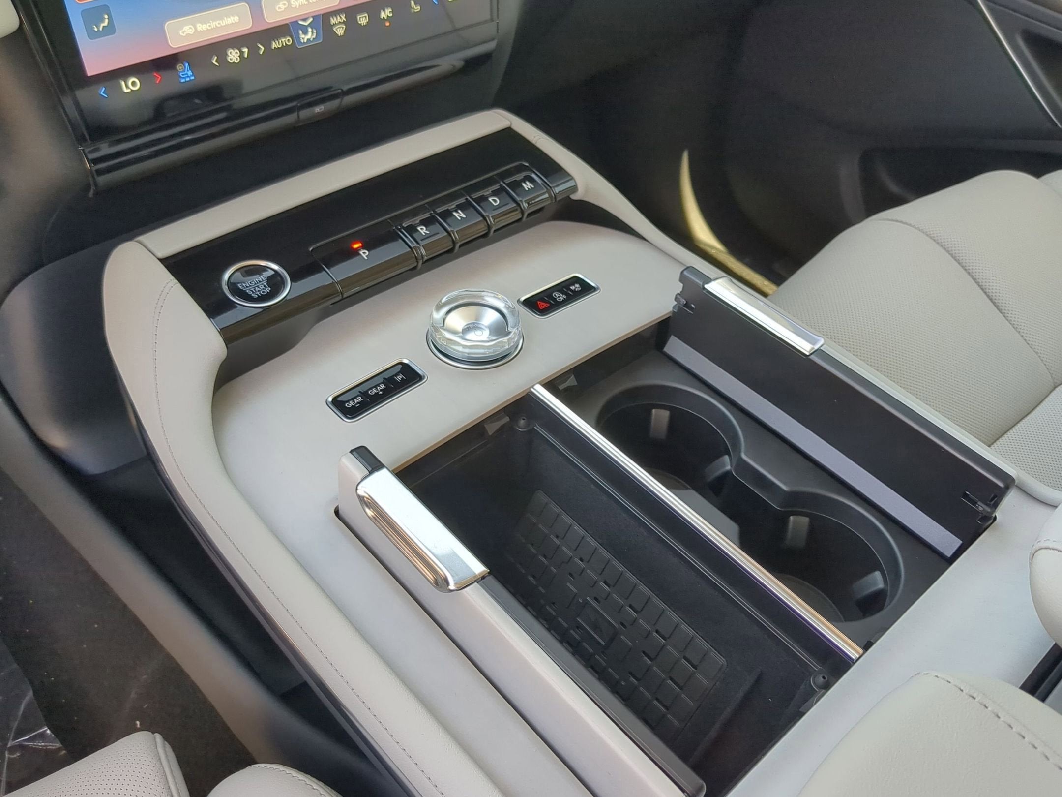 2026 Lincoln Navigator L Premiere