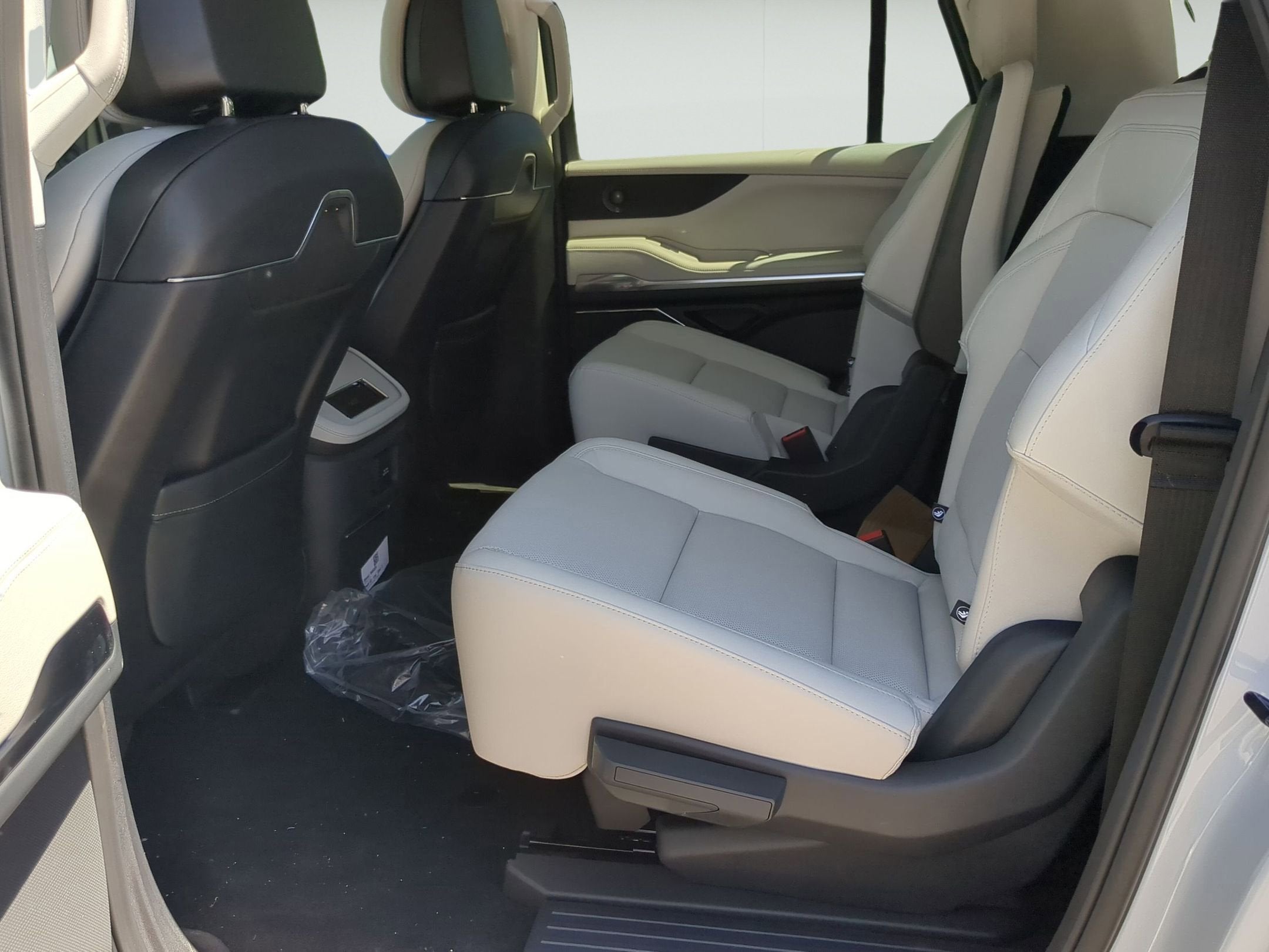 2026 Lincoln Navigator L Premiere