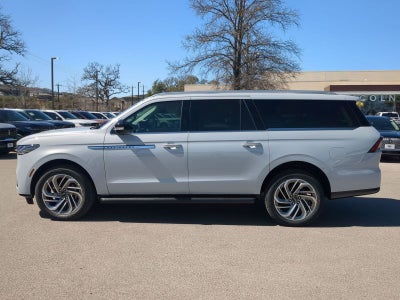 2026 Lincoln Navigator L Premiere