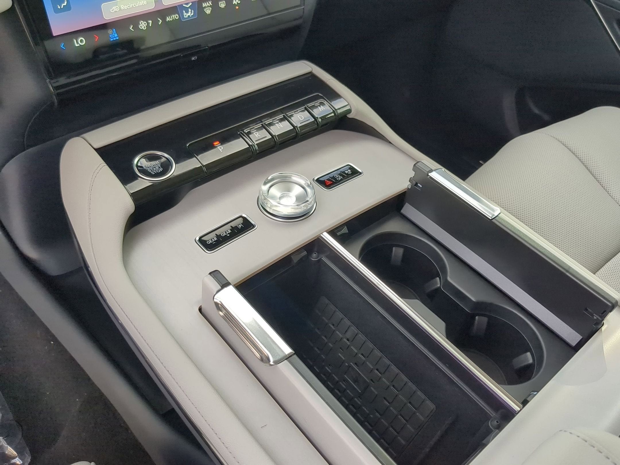 2026 Lincoln Navigator L Premiere