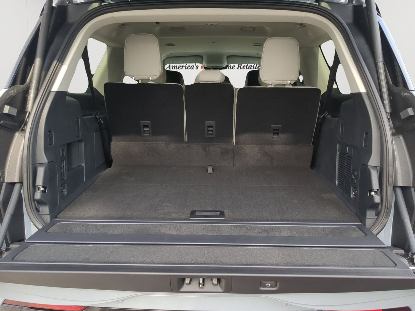 2026 Lincoln Navigator L Premiere